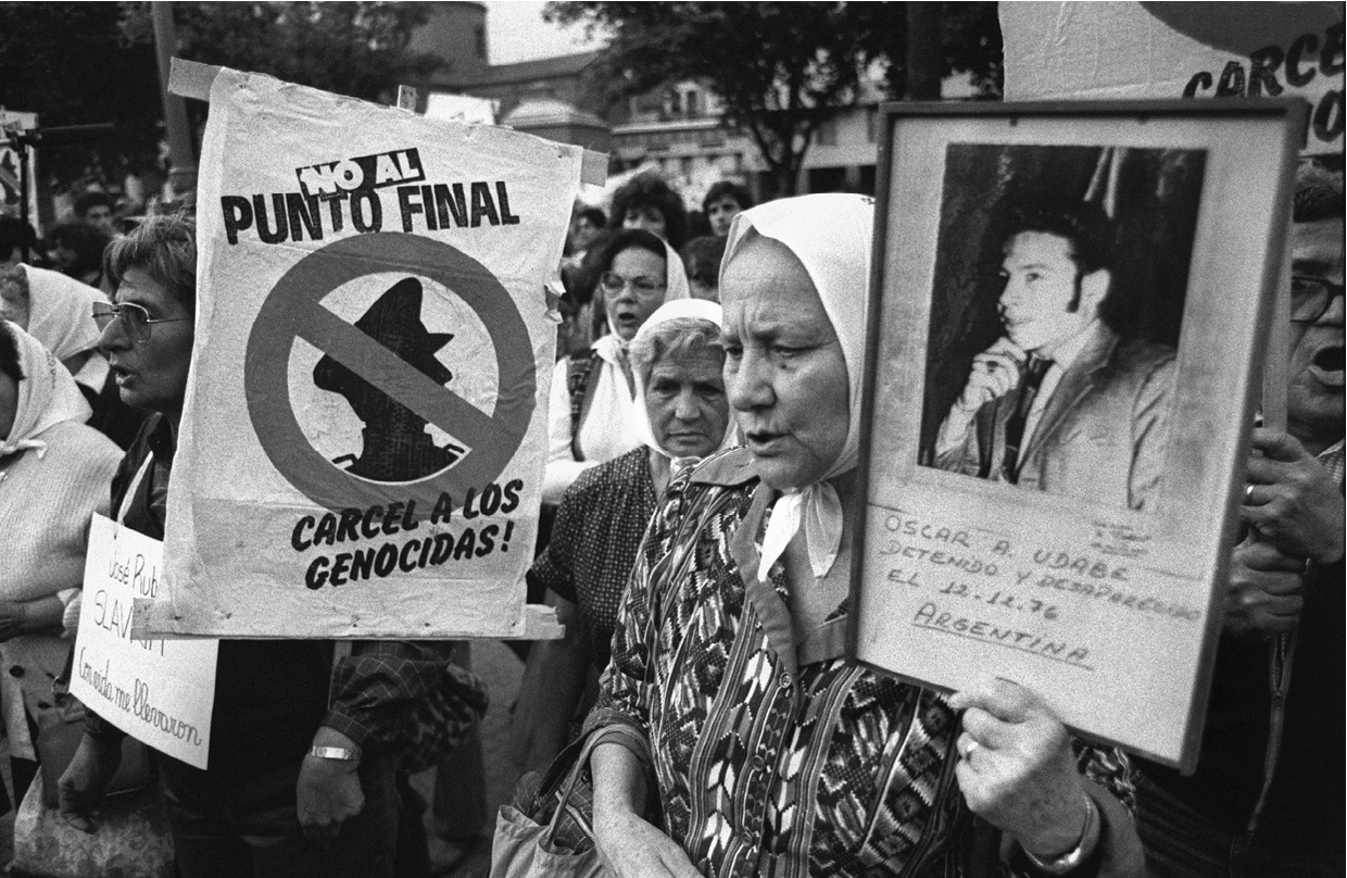 madres_contra_el_punto_final